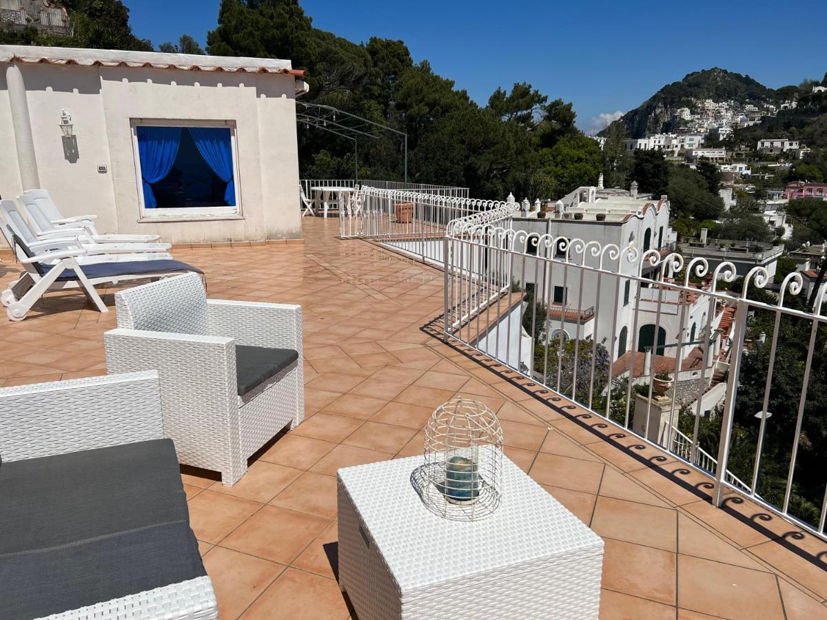 Regina Di Capri - Suite Vista Faraglioni Экстерьер фото