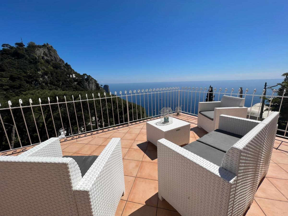Regina Di Capri - Suite Vista Faraglioni Экстерьер фото